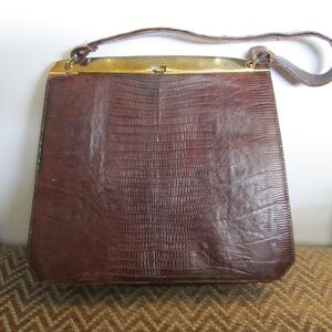 Very Vintage True Alligator Clasp Handbag